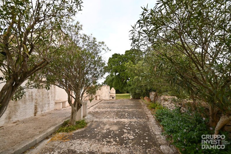 Klein huisje op het platteland in Cisternino