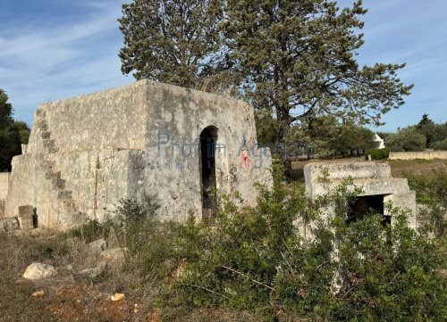 Trullo i Carovigno