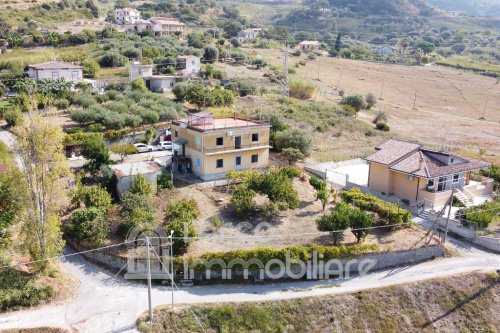 Detached house in Belvedere Marittimo
