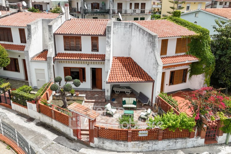 Terraced house in Scalea