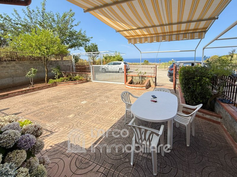 Casa semi-independiente en San Nicola Arcella