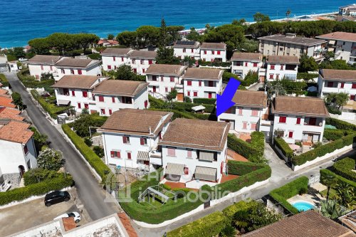 Semi-detached house in Diamante