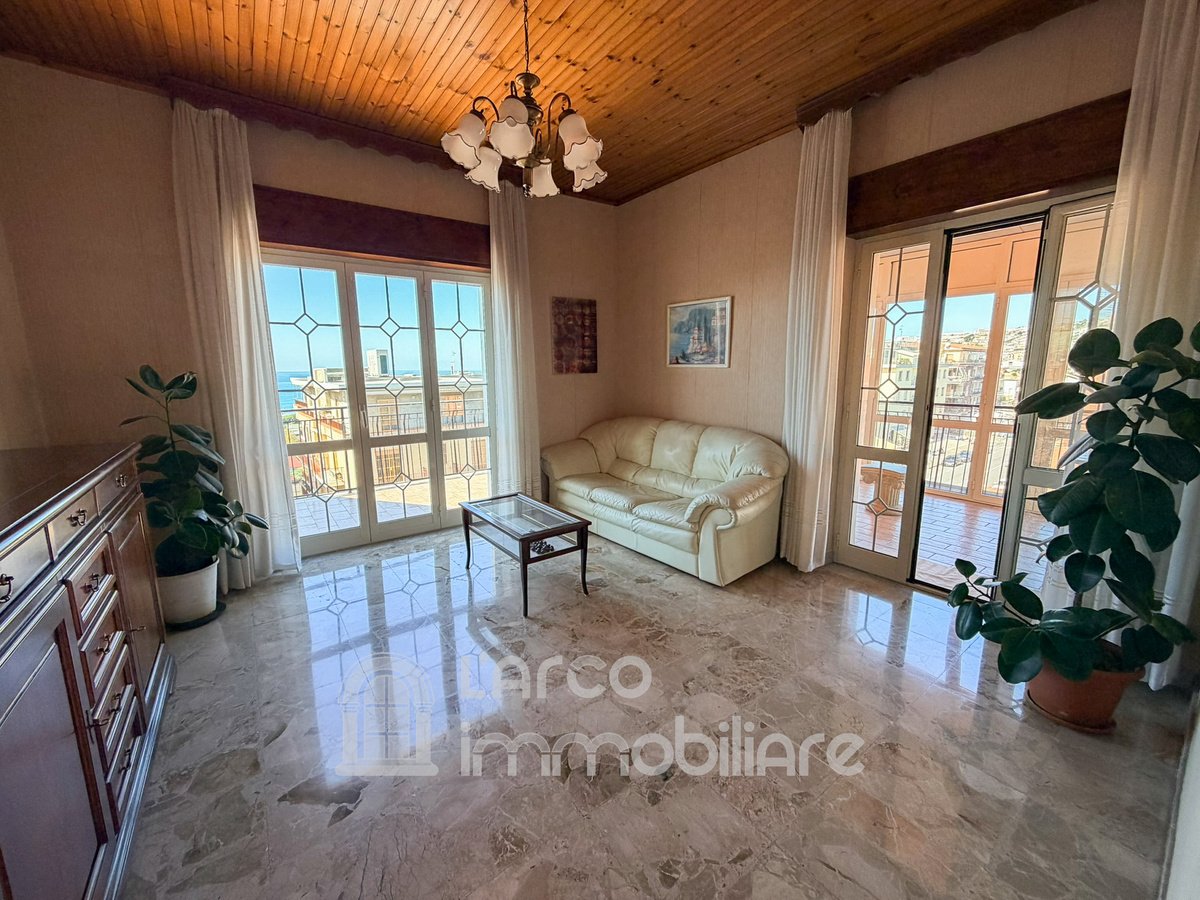 2 bedrooms apartment, 73 m² Scalea, Cosenza (province) photo 5