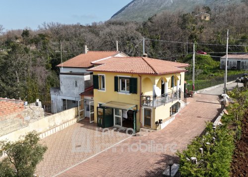 Villa i Maierà