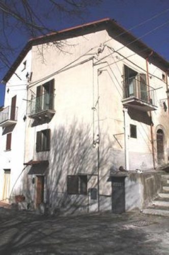 Hus i Castelvecchio Subequo