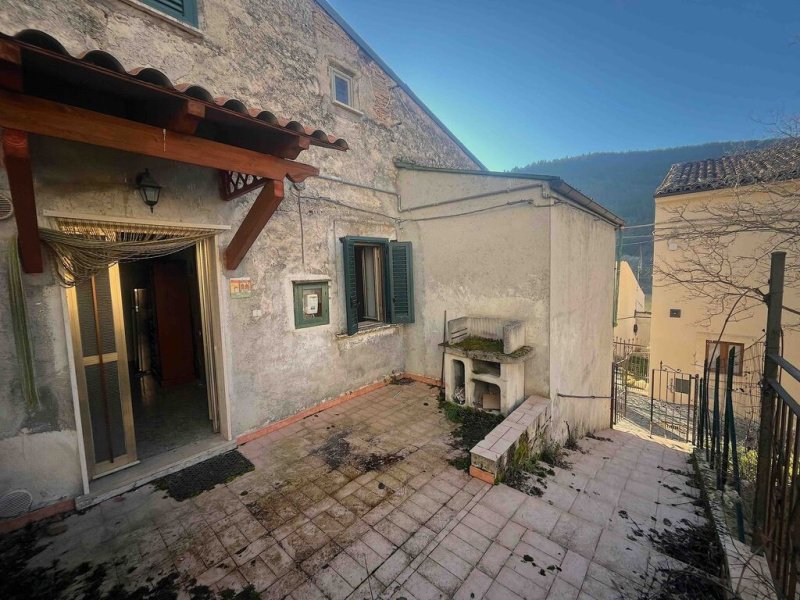 Apartamento em San Benedetto in Perillis