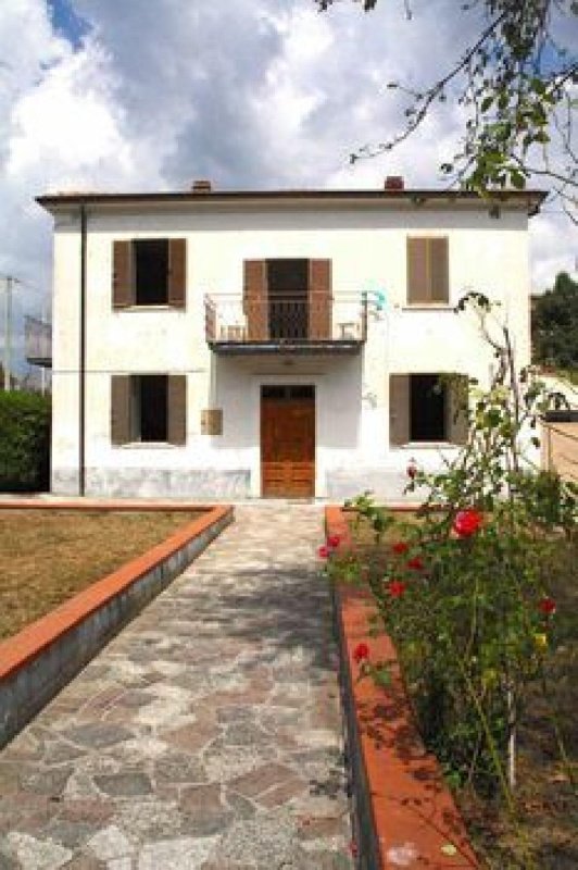 Casa em Tione degli Abruzzi