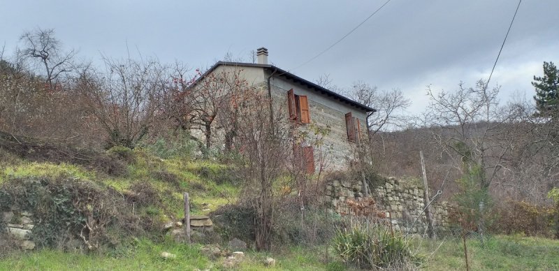 Casa indipendente a Casola in Lunigiana