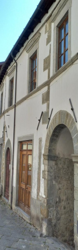 Historiskt hus i Fivizzano