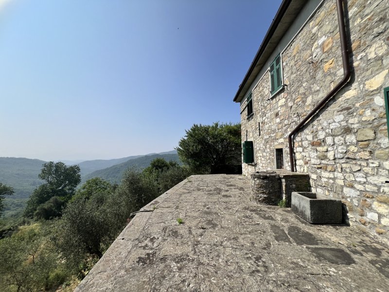 Hus på landet i Casola in Lunigiana