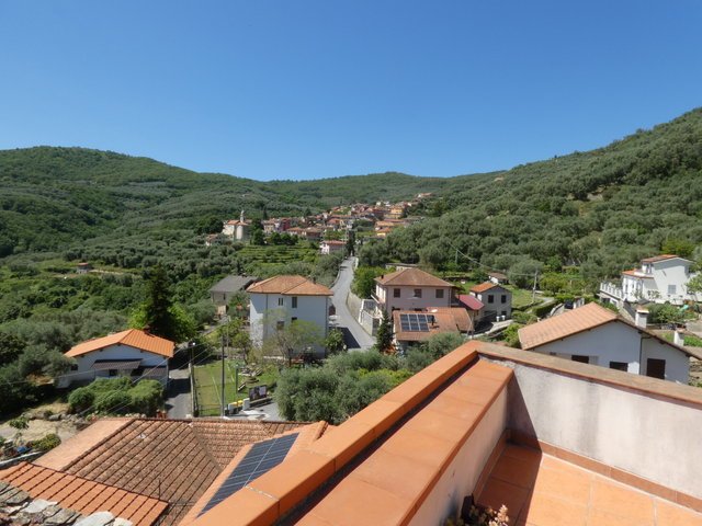 Semi-detached house in Pontedassio