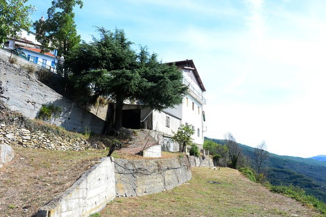 Casa en Borgomaro