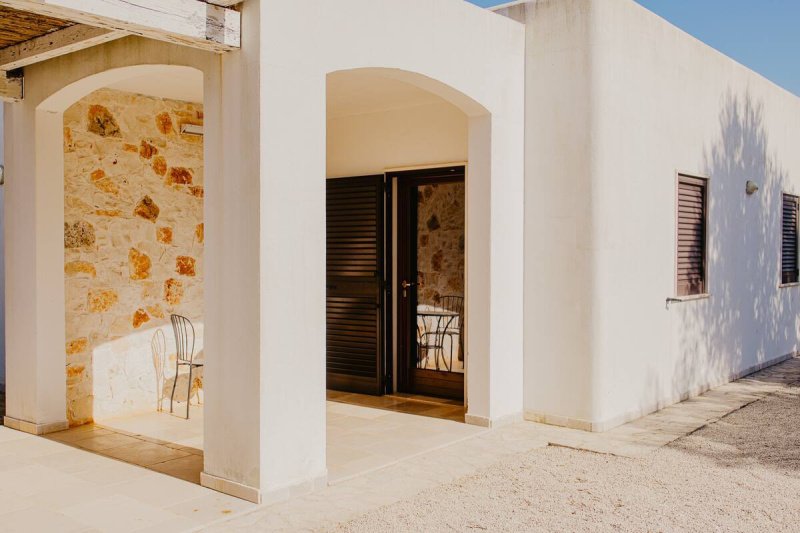 圣维托-代诺尔曼尼别墅