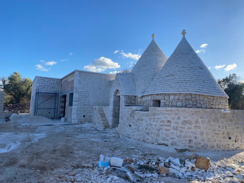 Трулло в Сан-Микеле-Салентино