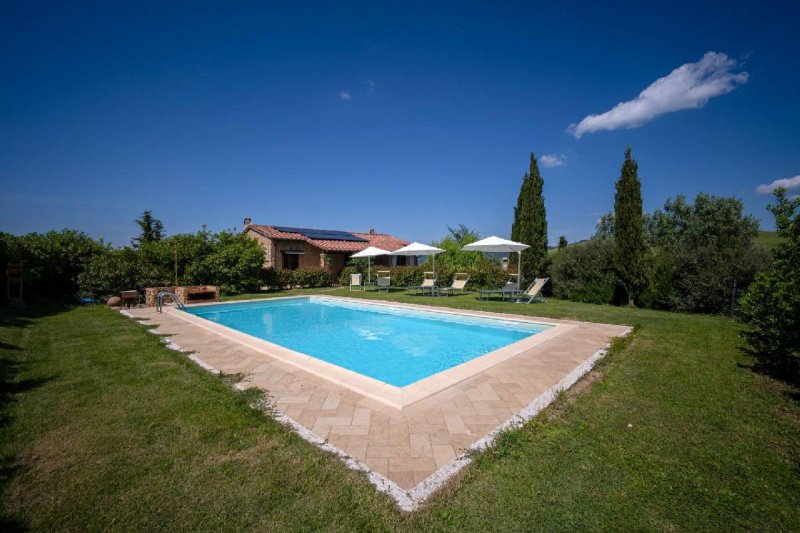 Farmhouse in Volterra