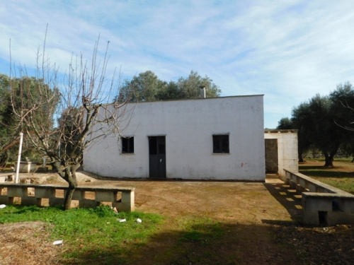 Klein huisje op het platteland in Francavilla Fontana