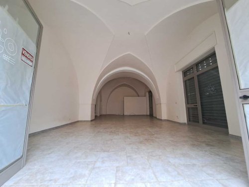 Commercial property in San Michele Salentino