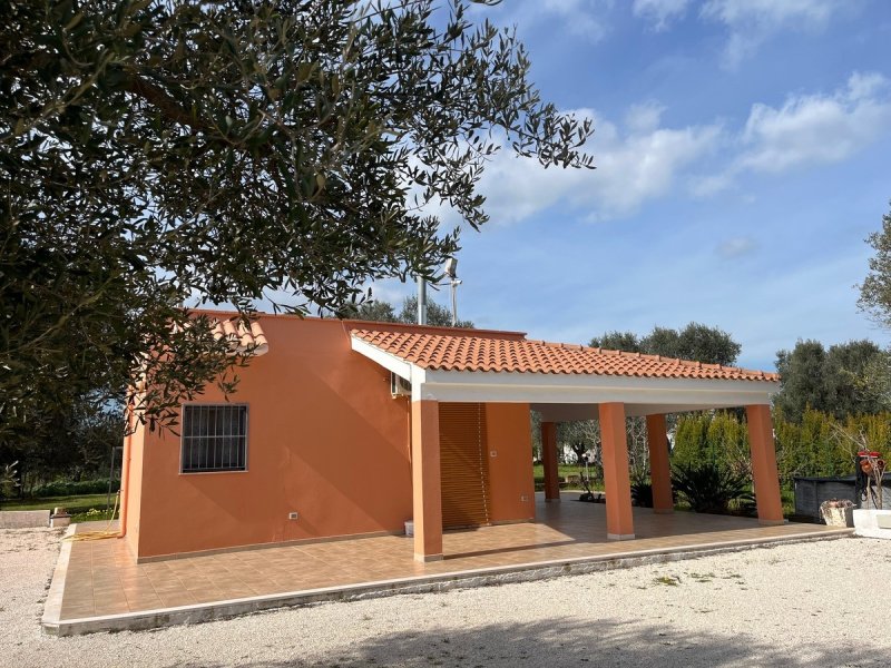 Villa in San Michele Salentino
