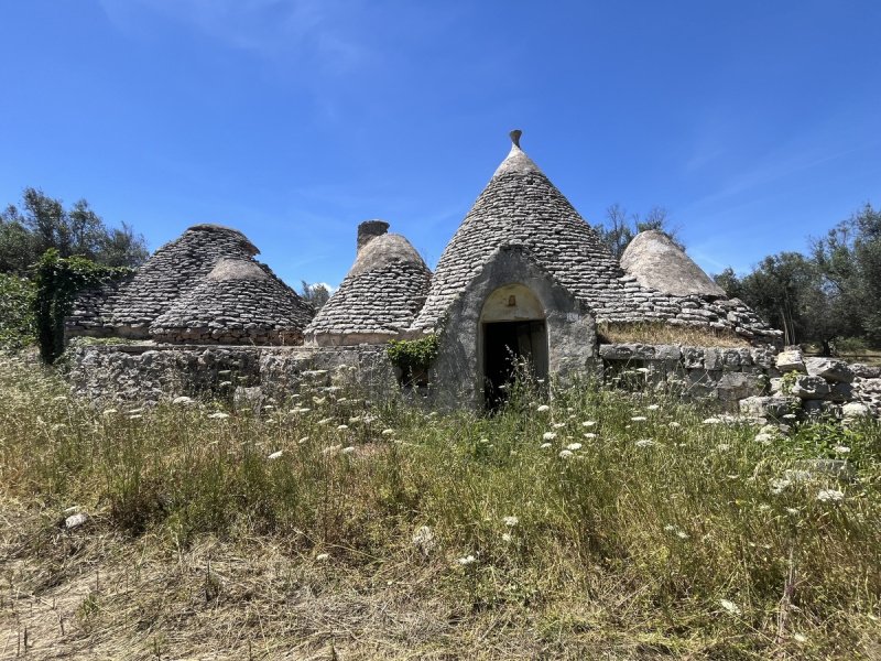 Trulli in San Michele Salentino
