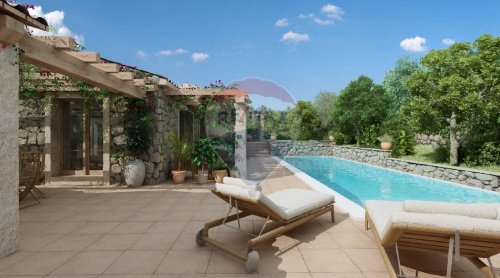 Вилла в Лоири-Порто-Сан-Паоло