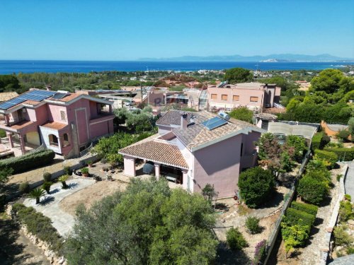 Особняк в Куарту-Сант'Элена