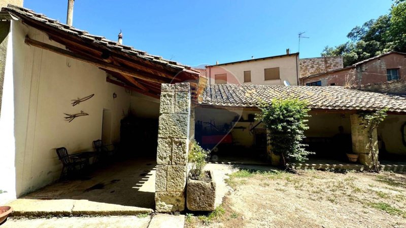 Casa independente em Laconi