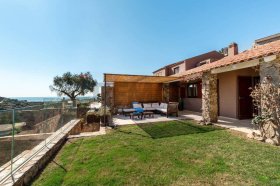 Terraced house in Domus de Maria