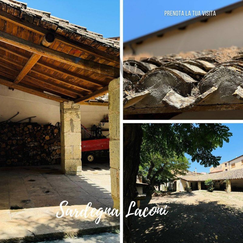 Villa i Laconi