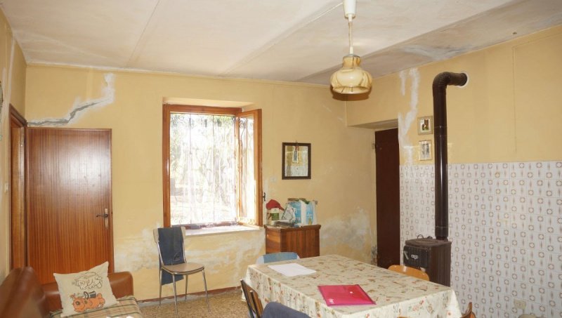 Semi-detached house in Incisa Scapaccino