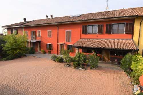 Casa geminada em Agliano Terme