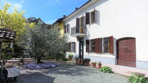Casa semi-independiente en Nizza Monferrato