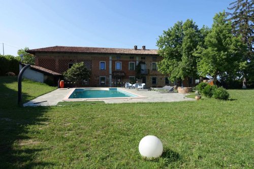 Detached house in Calosso