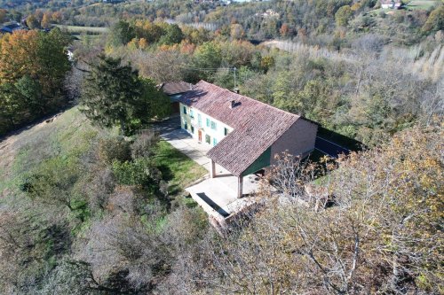 Detached house in Cortiglione