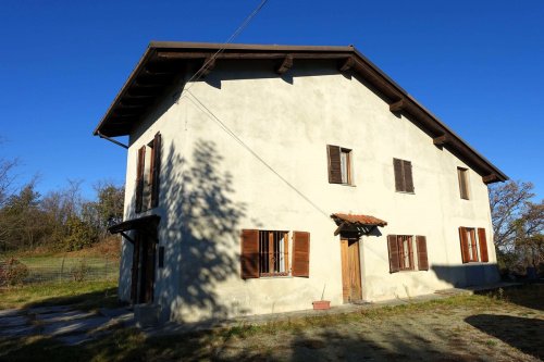 Detached house in Ponzano Monferrato
