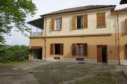 Casa independiente en Canelli