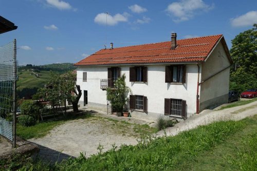 Casa de campo em Calosso