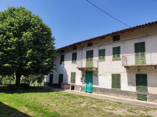 Semi-detached house in Agliano Terme