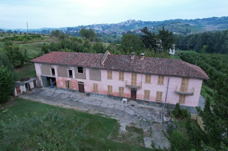 Casa indipendente a Montegrosso d'Asti