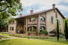 Casa histórica em Villanova Mondovì