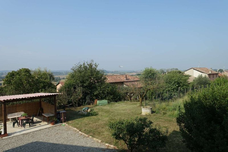 Semi-detached house in Alfiano Natta