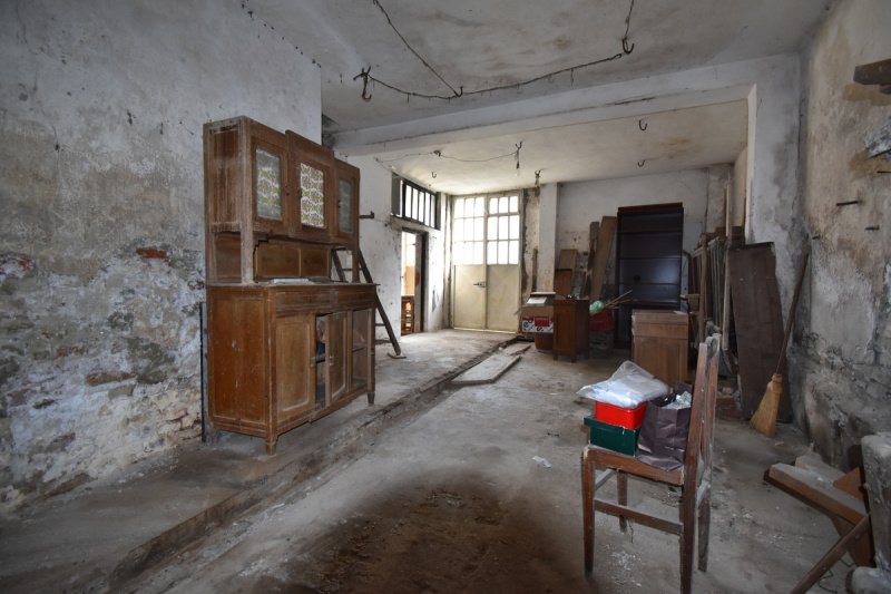 蒙泰格罗索-达斯蒂半独立房屋