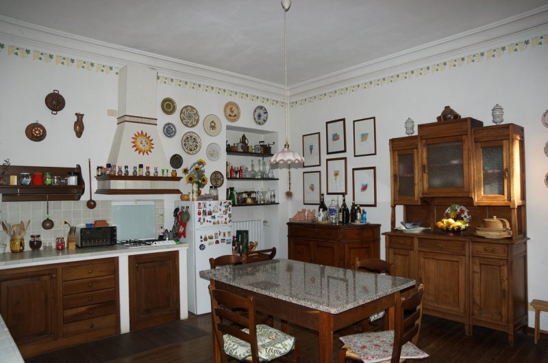 圣马尔扎诺-奥利韦托独栋房屋