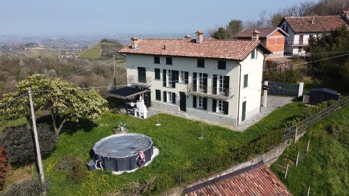 Villa i Castel Boglione