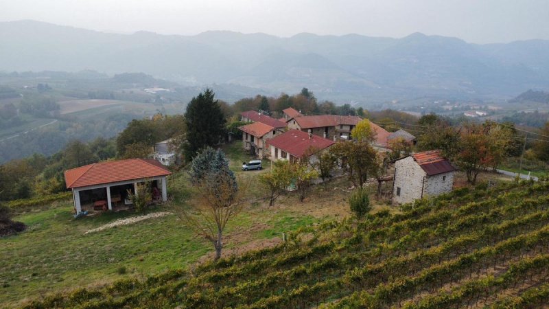 Casa independente em San Giorgio Scarampi