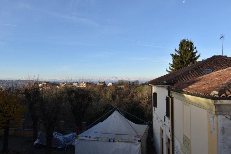 Doppelhaushälfte in Montaldo Scarampi