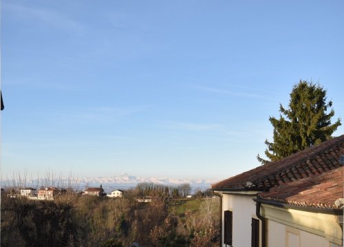 Doppelhaushälfte in Montaldo Scarampi