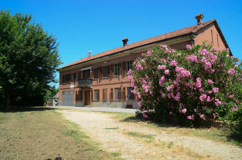 Villa i Magliano Alfieri