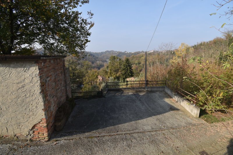 Doppelhaushälfte in Mombercelli