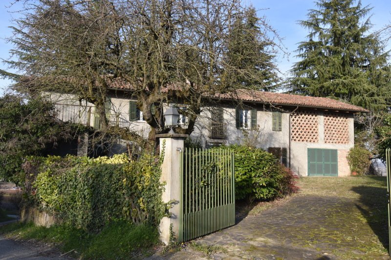 Casa independente em Agliano Terme