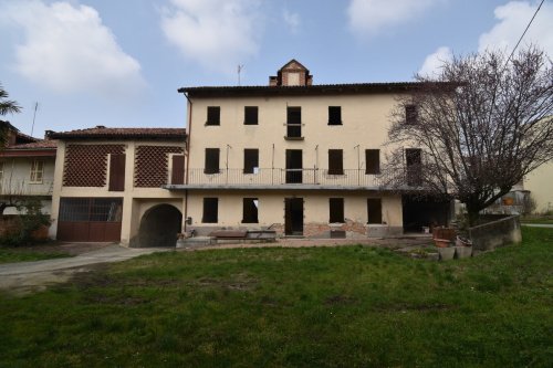 Maison jumelée à Vigliano d'Asti
